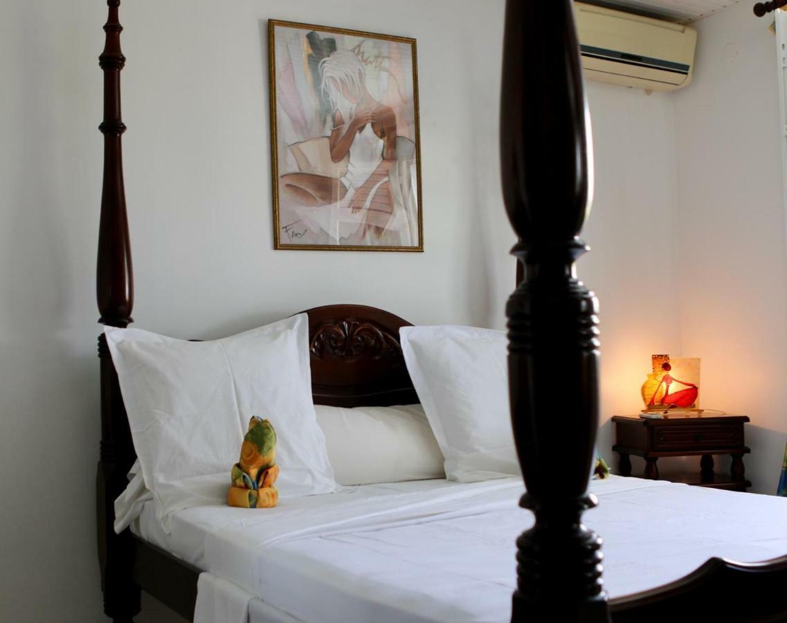 Bed & Breakfast - 6 Suites - Piscine Et Plage Pointe Faula Le Vauclin Exterior foto
