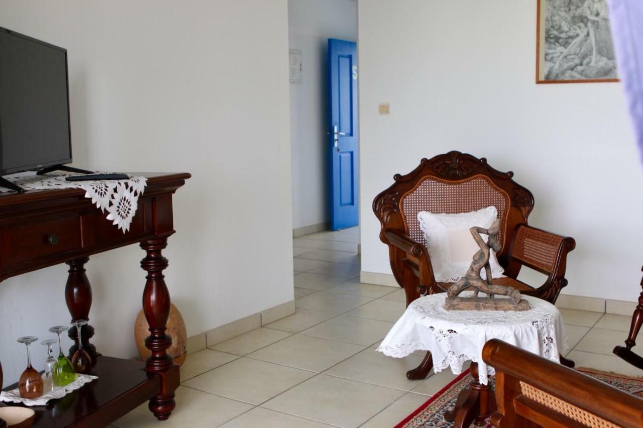 Bed & Breakfast - 6 Suites - Piscine Et Plage Pointe Faula Le Vauclin Exterior foto