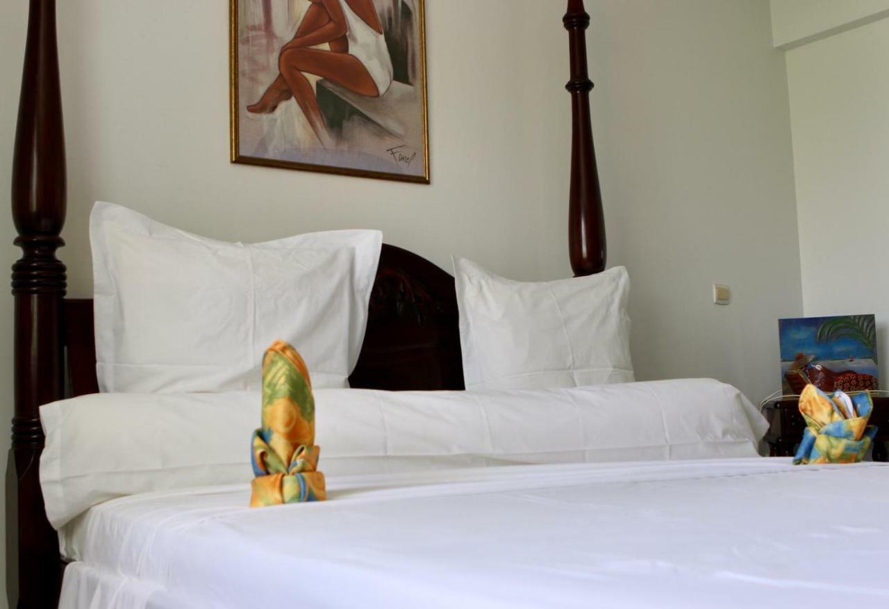 Bed & Breakfast - 6 Suites - Piscine Et Plage Pointe Faula Le Vauclin Exterior foto